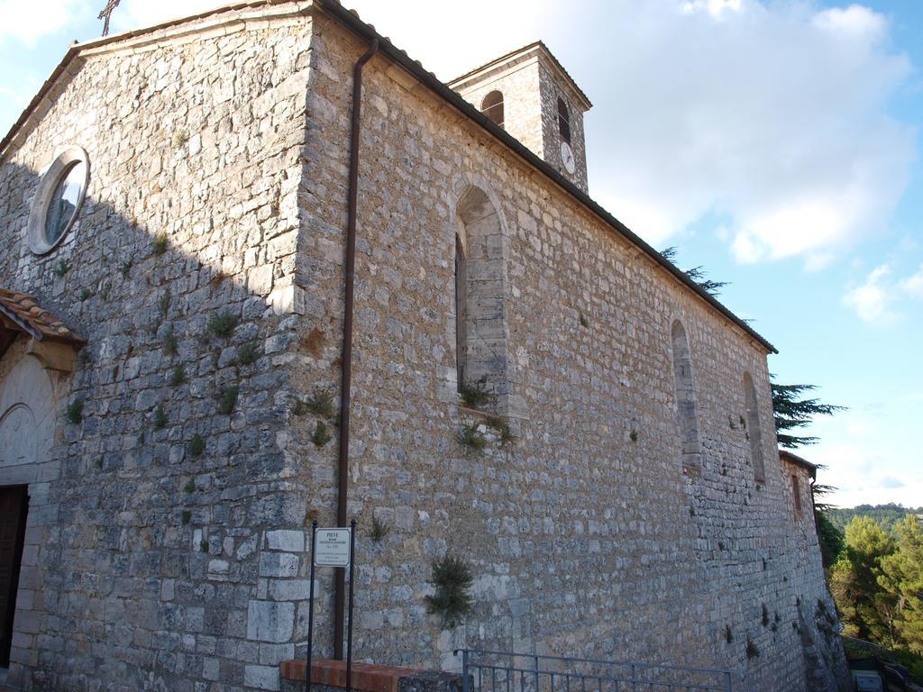 Locanda La Pieve Semproniano Екстериор снимка
