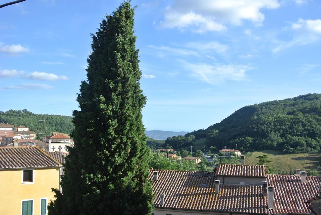 Locanda La Pieve Semproniano Екстериор снимка