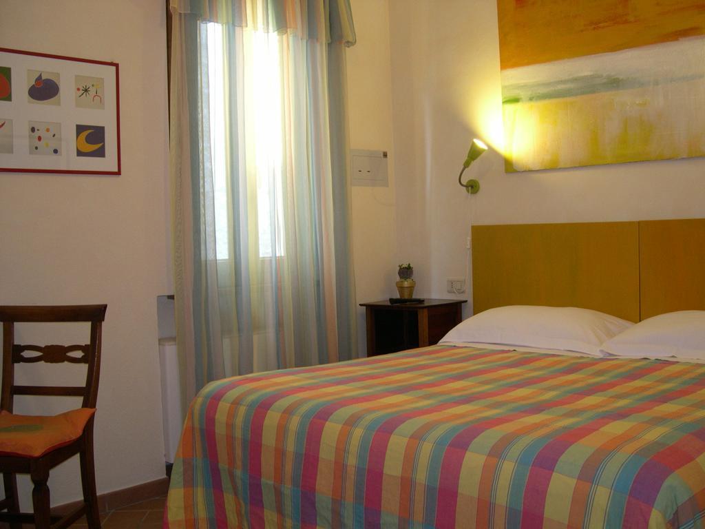 Locanda La Pieve Semproniano Екстериор снимка