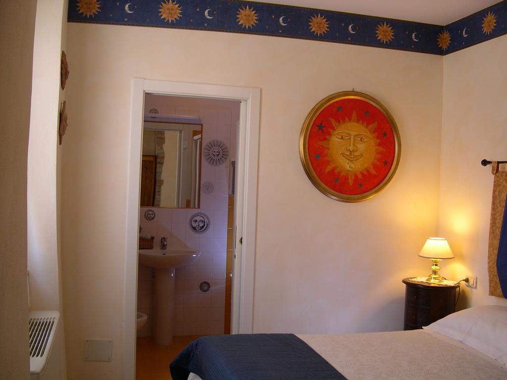 Locanda La Pieve Semproniano Екстериор снимка