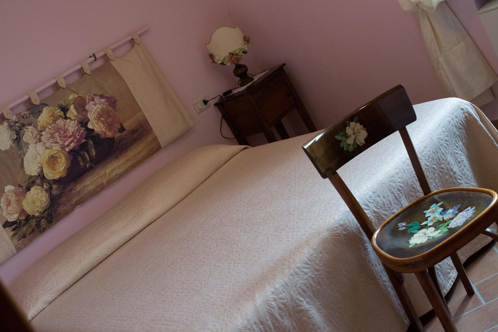 Locanda La Pieve Semproniano Екстериор снимка