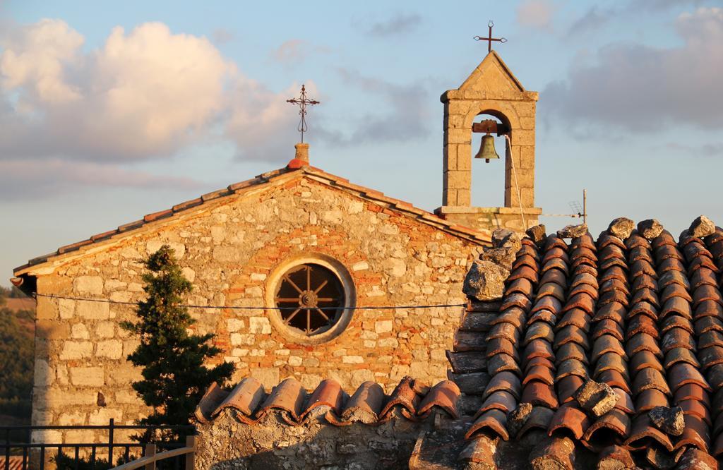 Locanda La Pieve Semproniano Екстериор снимка