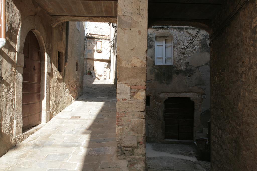 Locanda La Pieve Semproniano Екстериор снимка
